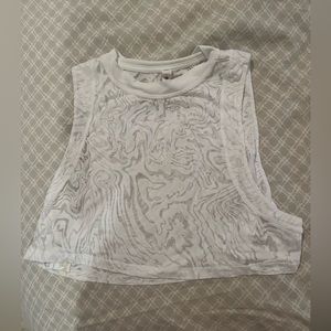 Lululemon Cropped Muscle tee